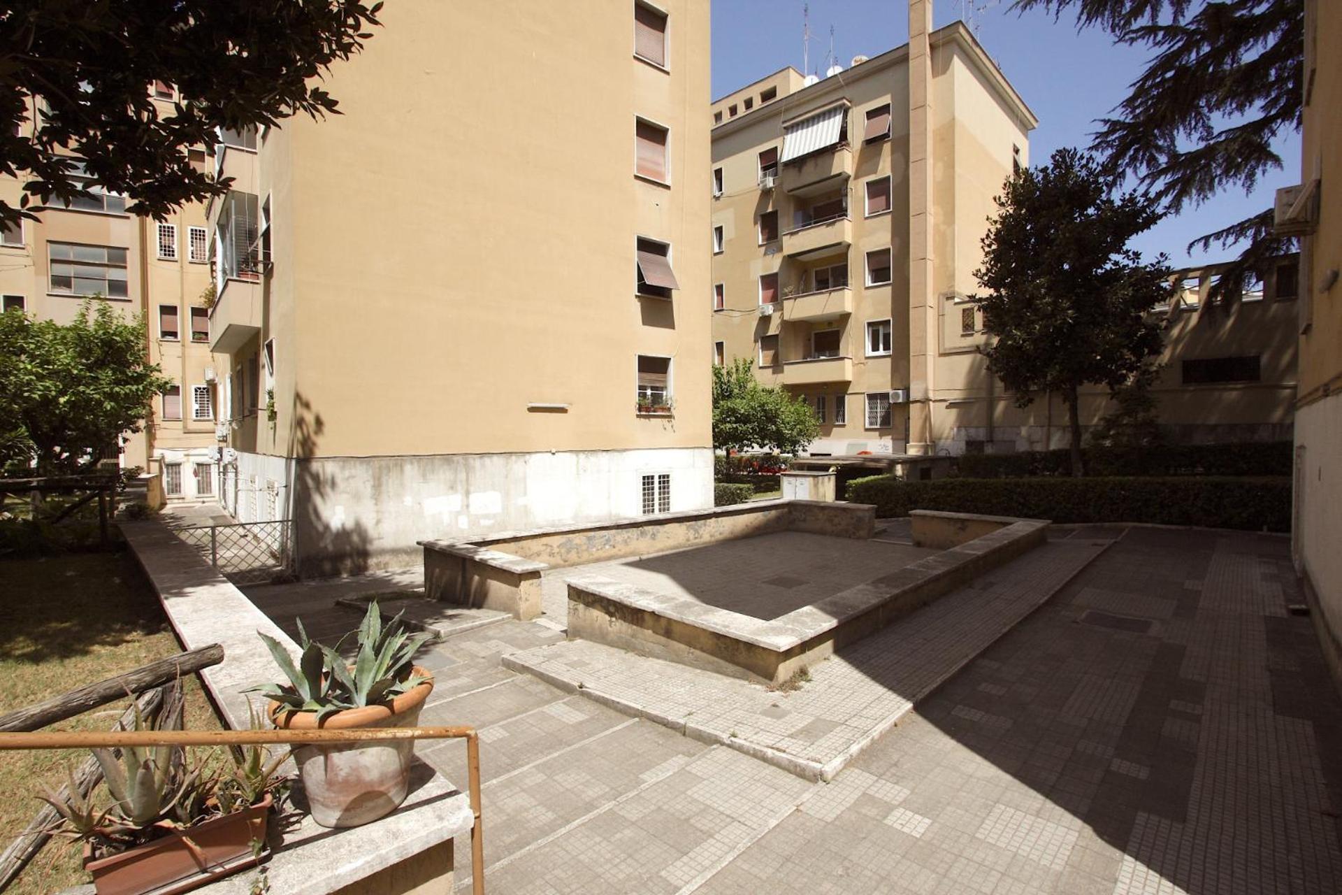 Garbatella 2br House Apartment