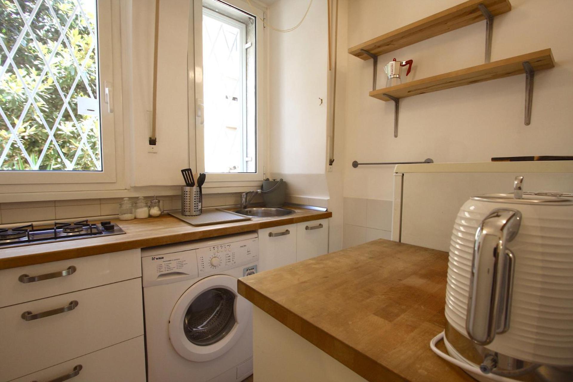 Garbatella 2br House Apartment Rom
