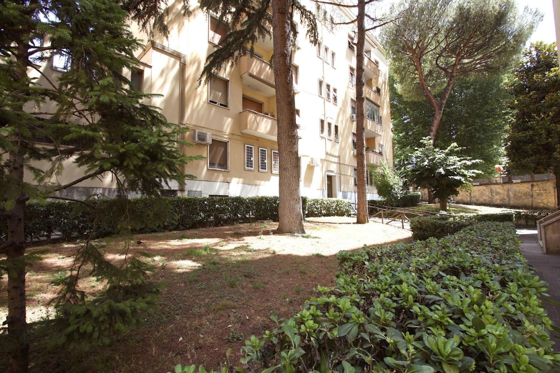 Garbatella 2br House * Rom